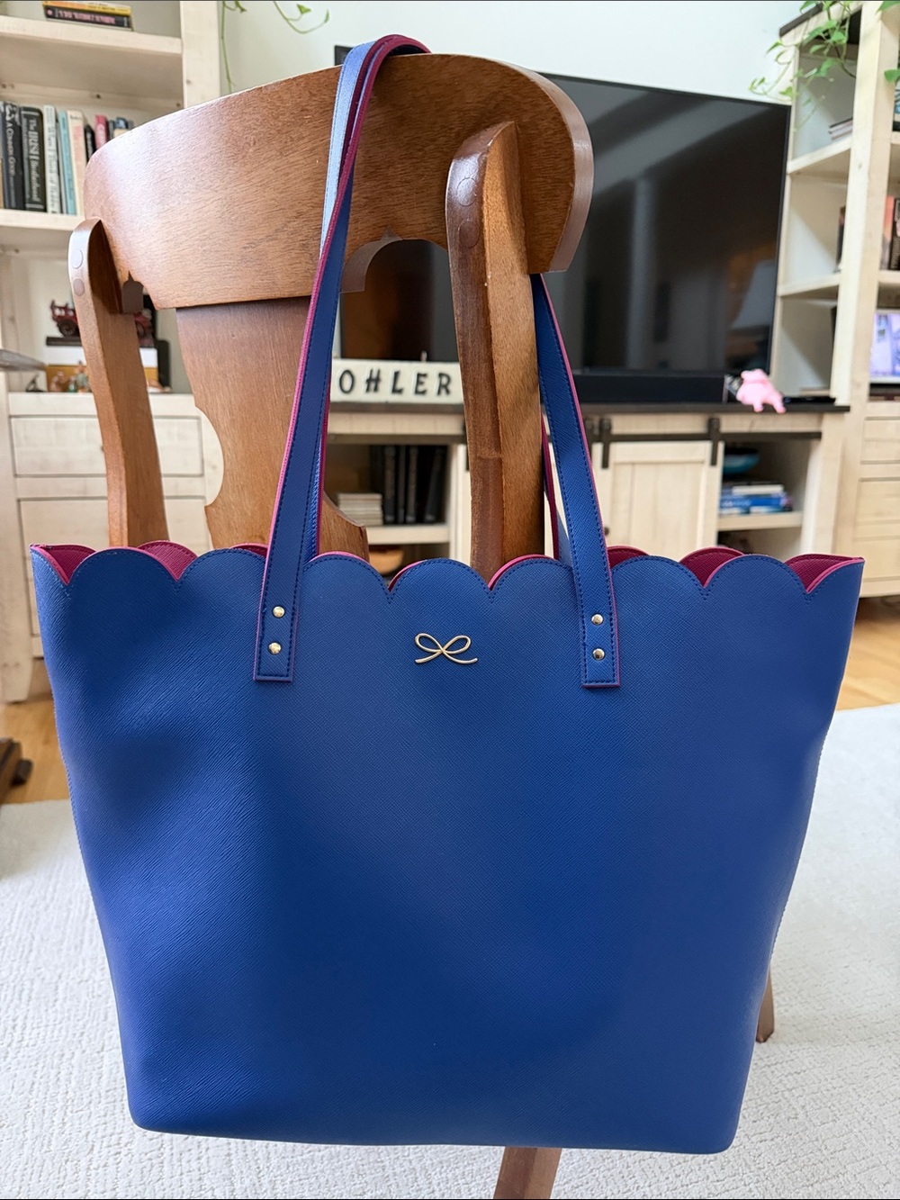 Bath & Body Works Blue Scalloped Tote Bag with Pink Trim